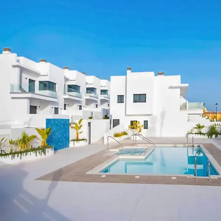 Skyhill Ii By Interhome بيت للعطل نيرخا
