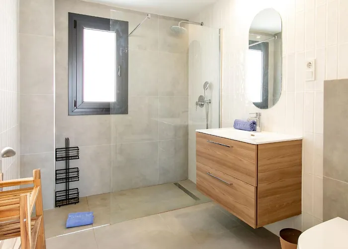 Centrally Located By Interhome