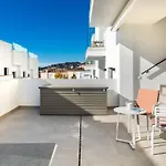 Centrally Located By Interhome Сasa de vacaciones *